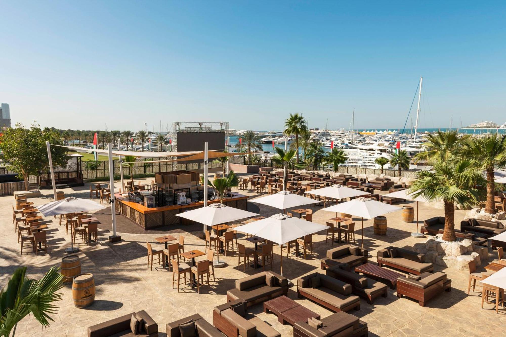 Le Meridien Mina Seyahi Beach Resort & Waterpark Dubai Exterior photo The Beach Club at the Dana Point Yacht Club