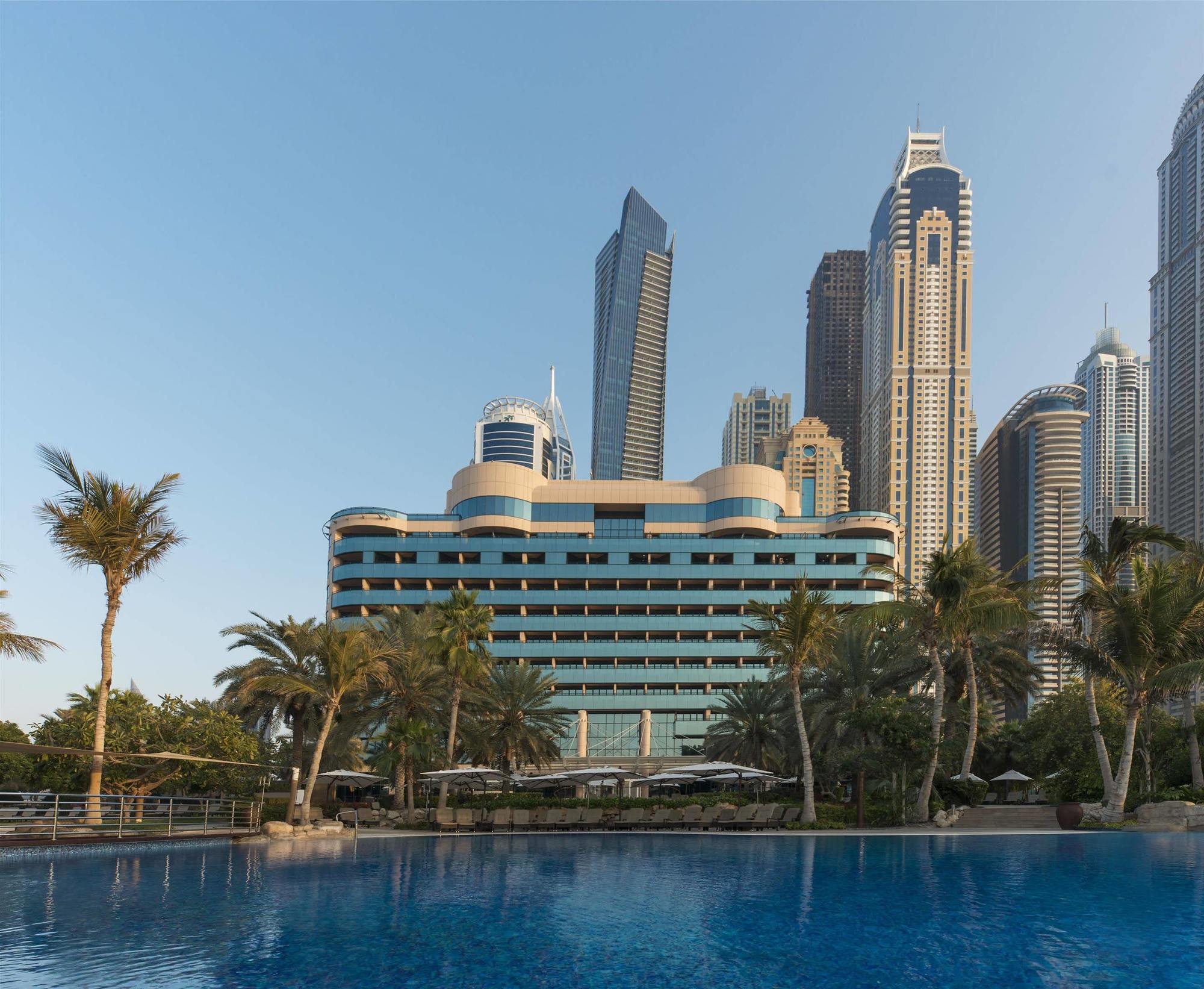 Le Meridien Mina Seyahi Beach Resort & Waterpark Dubai Exterior photo The Jumeirah Beach Hotel