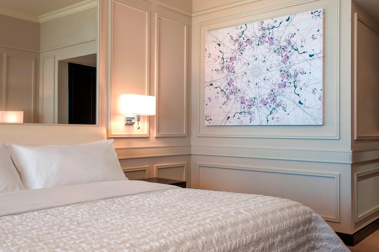 Le Meridien Mina Seyahi Beach Resort & Waterpark Dubai Exterior photo A room at the hotel
