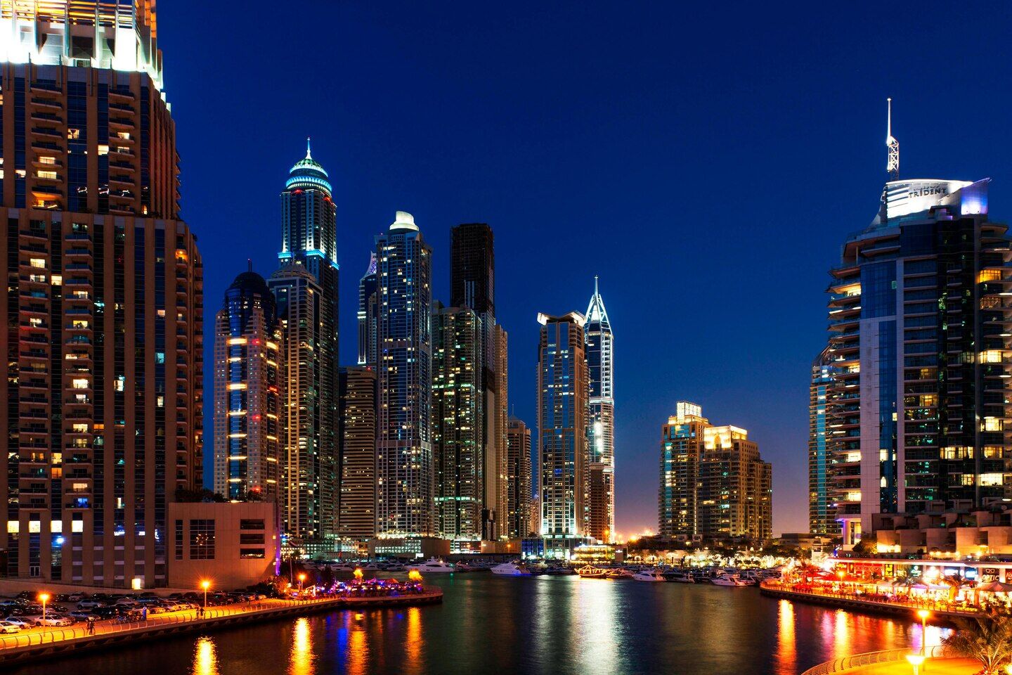 Le Meridien Mina Seyahi Beach Resort & Waterpark Dubai Exterior photo Dubai Marina